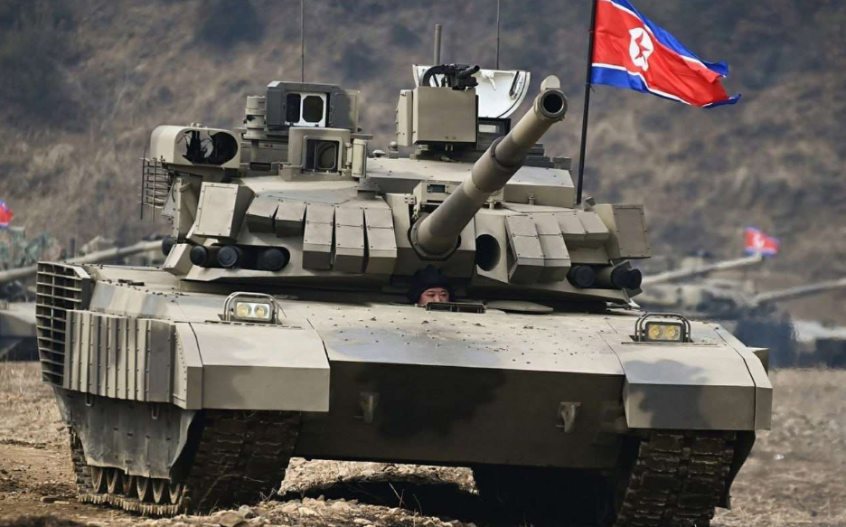 North Korea unveils new tank