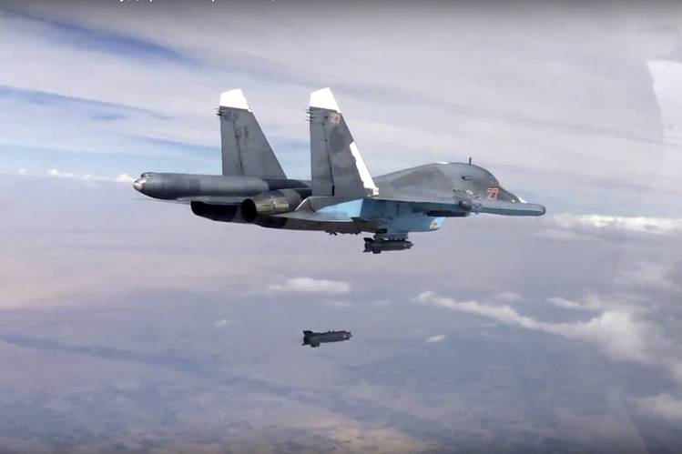 Syria : Russian , Syrian Jets carry out Airstikes on ISIS sites